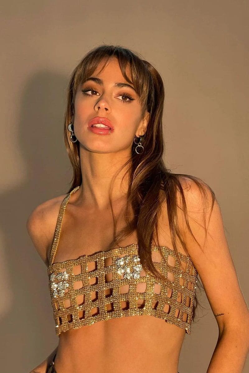 Martina Stoessel: 8 acconciature tutte da copiare per l&rsquo;estate | Pourfemme