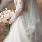 sposa con bouquet