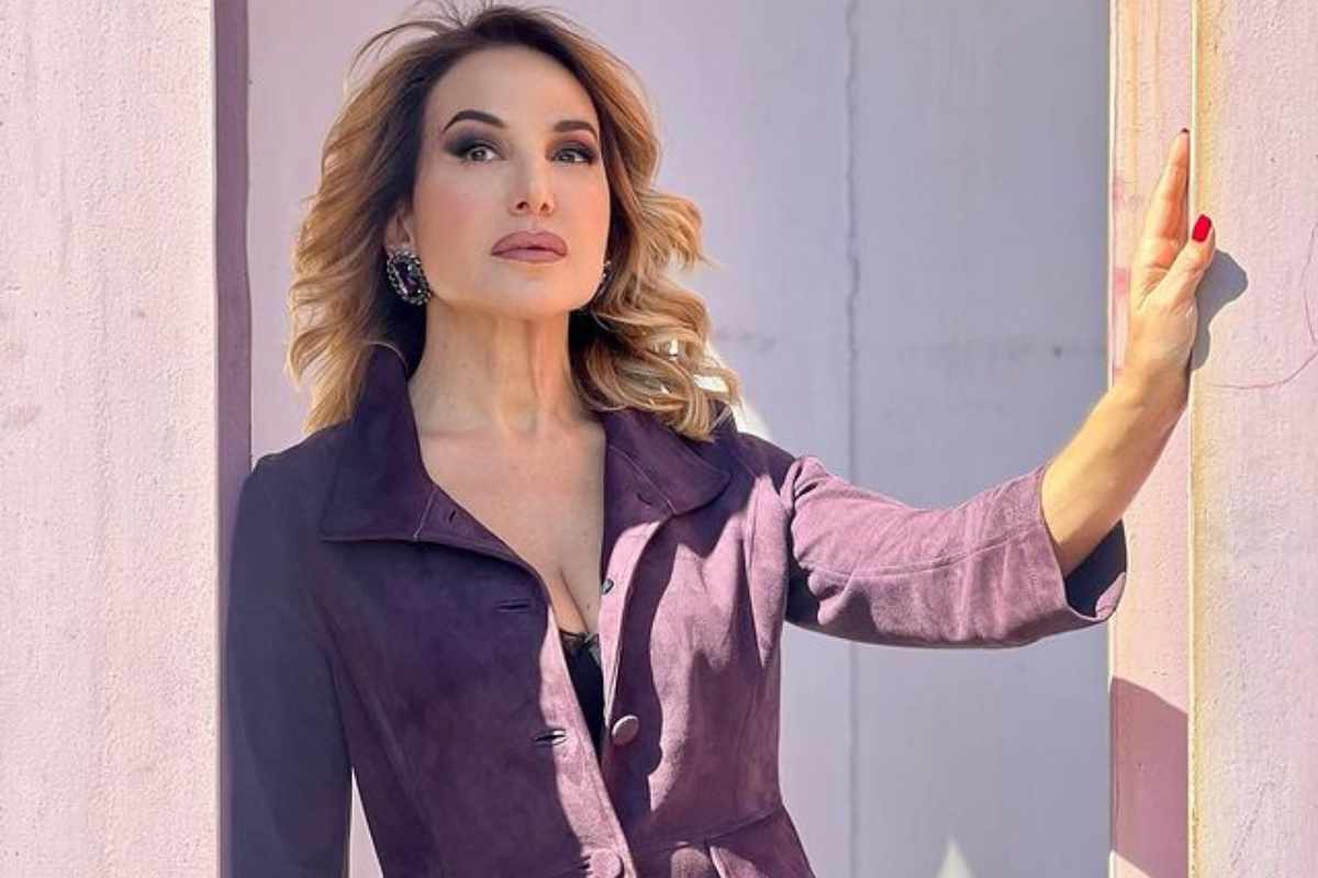 barbara-d-urso-fuori-da-mediaset-la-clamorosa-reazione-della-sorella