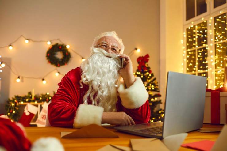 babbo natale al telefono