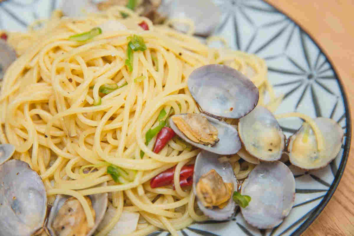 Spaghetti vongole e pomodorini