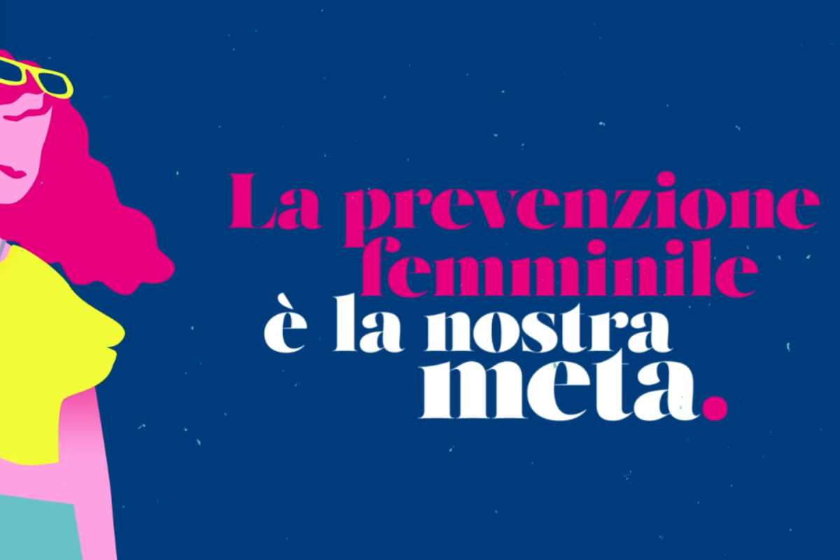 frase sulla prevenzione su sfondo blu con sagoma donna