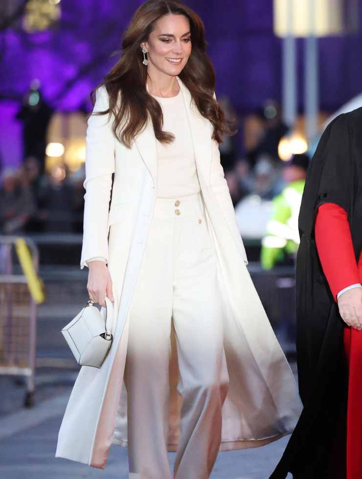 kate middleton completo bianco