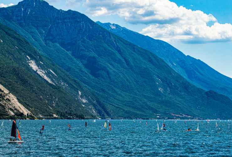 surfisti sul Lago di Garda