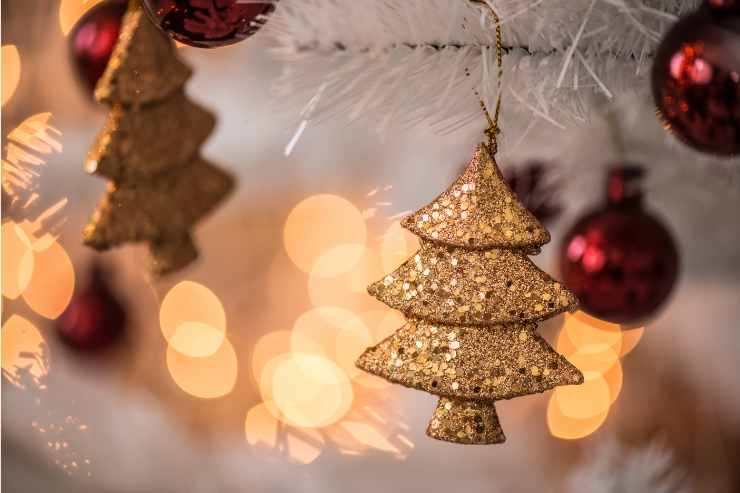 Decorazioni per albero di Natale dorato