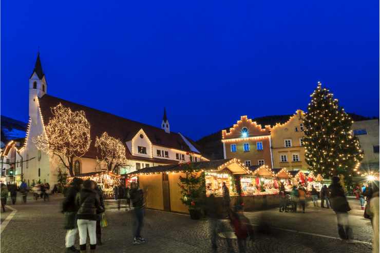 mercatino di Natale di sera