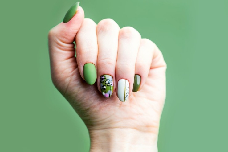 nail art verde