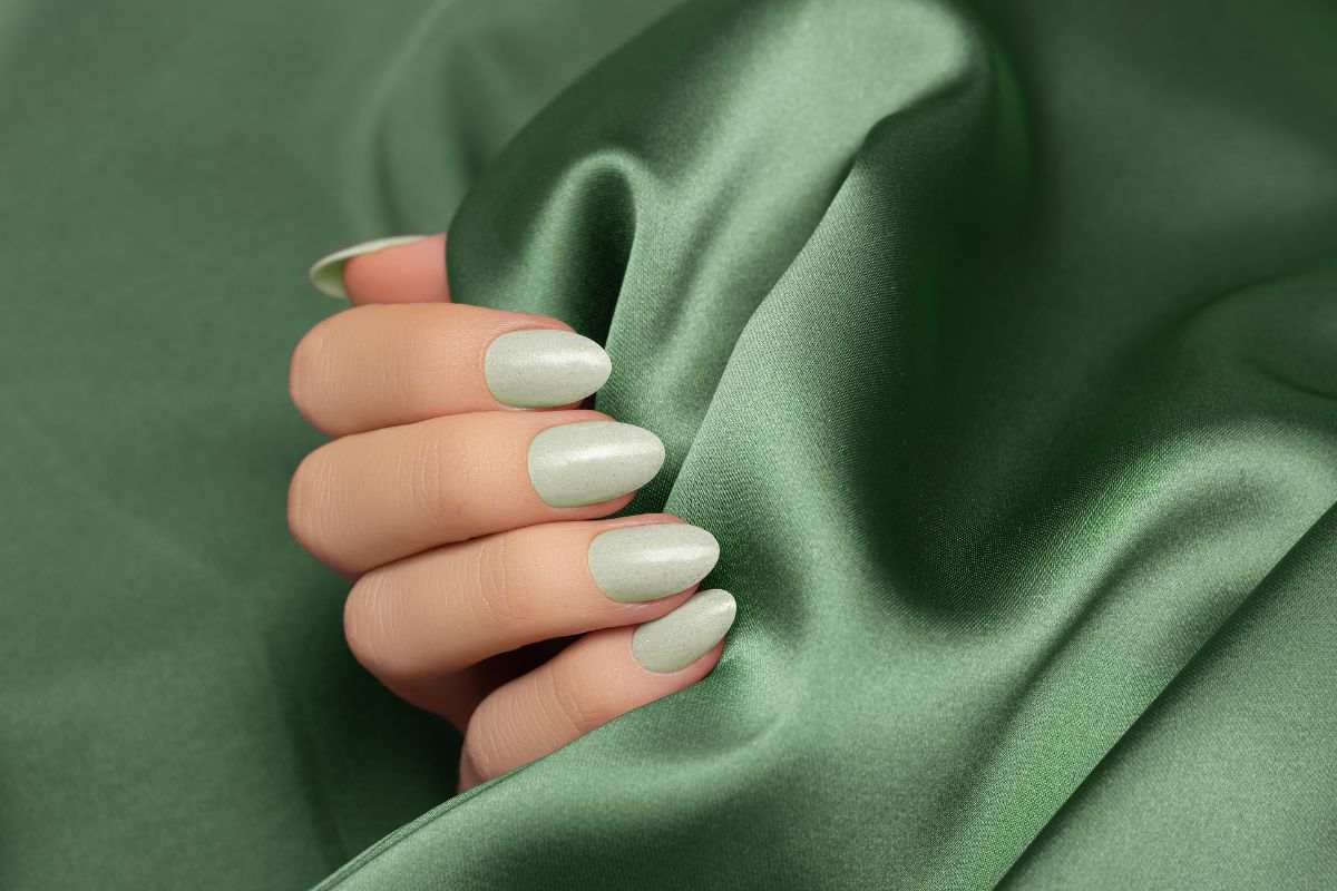 nail art verde