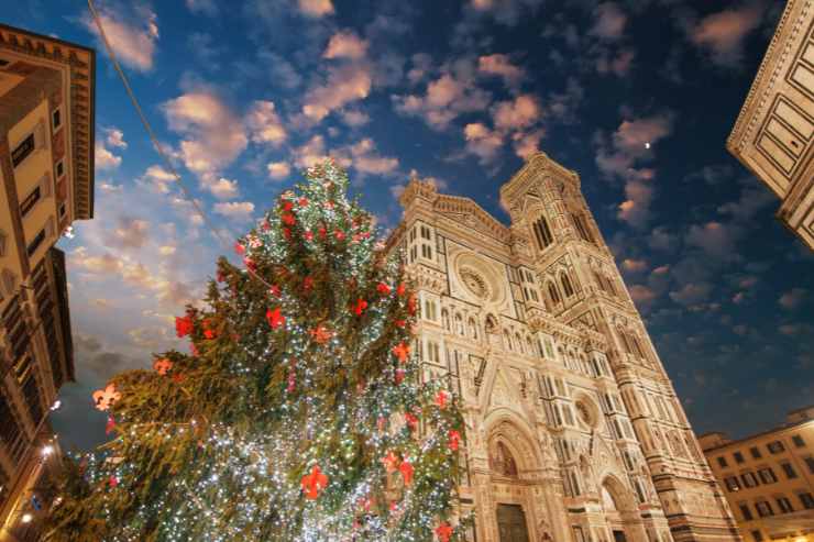 Firenze Piazza Duomo Albero di Natale