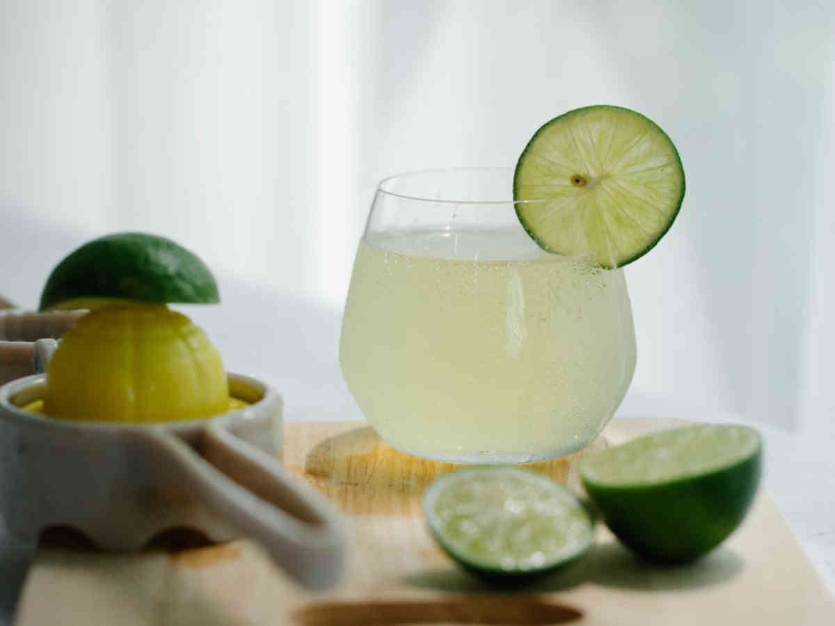 Bevanda detox al limone