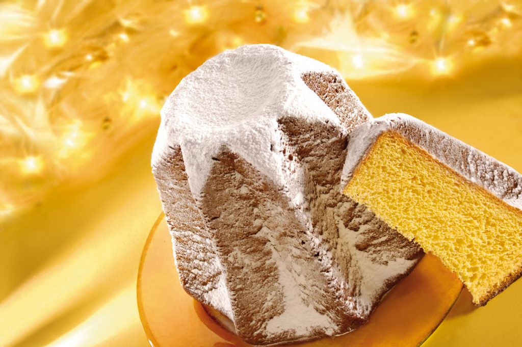 Pandoro farcito con gelato