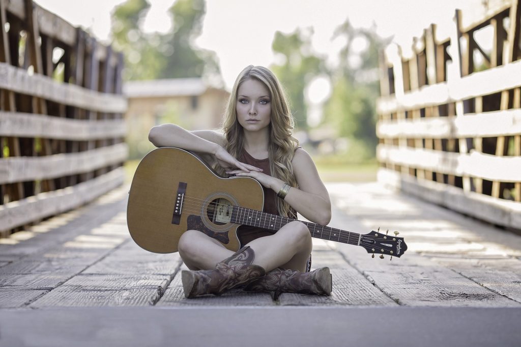 Dedicare Una Canzone A Un Ragazzo Ecco Le Piu Romantiche Pourfemme