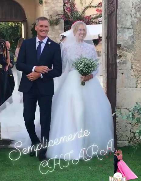 Chiara Ferragni a braccetto con il papà