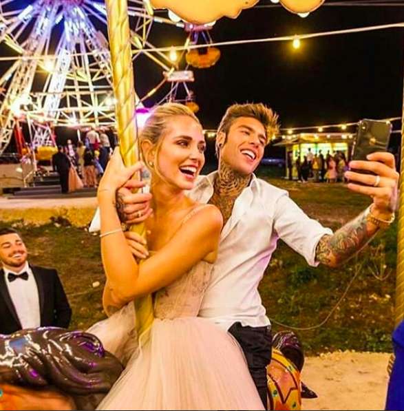 Il selfie degli sposi